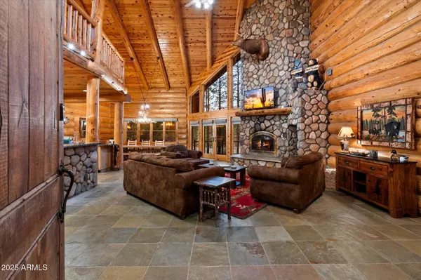 Greer, AZ 85927,21 E County Road N #1031