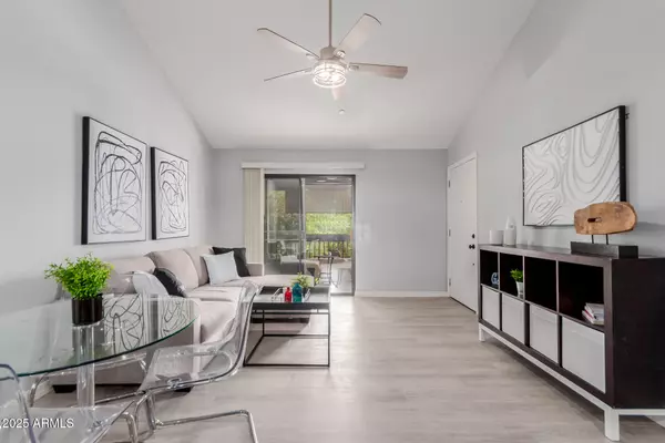 Chandler, AZ 85225,1351 N PLEASANT Drive #2051