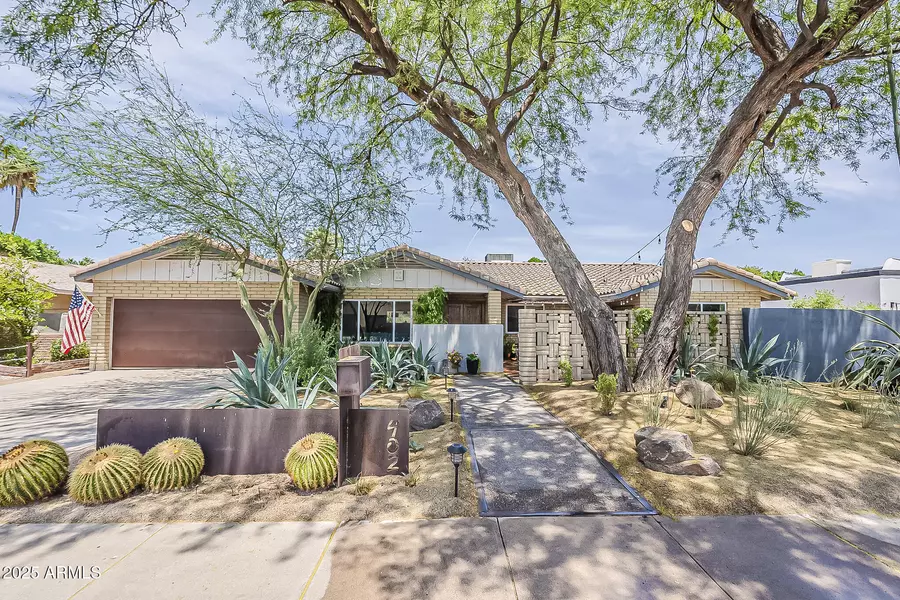402 E CLAREMONT Street, Phoenix, AZ 85012