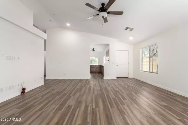 San Tan Valley, AZ 85140,41598 N RANCH Drive