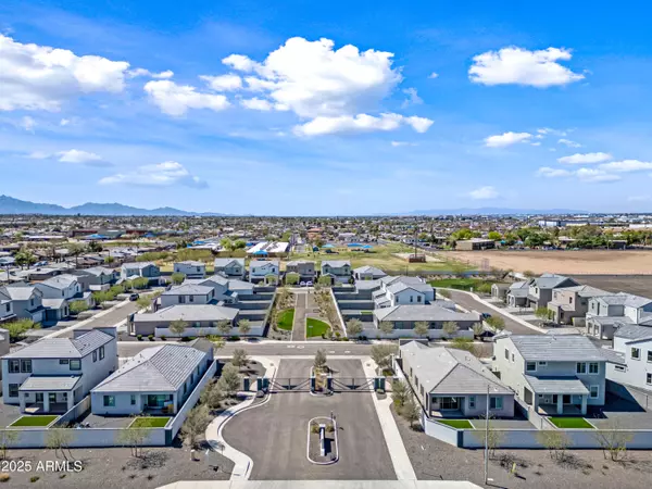 Phoenix, AZ 85040,2326 E LEVI Drive