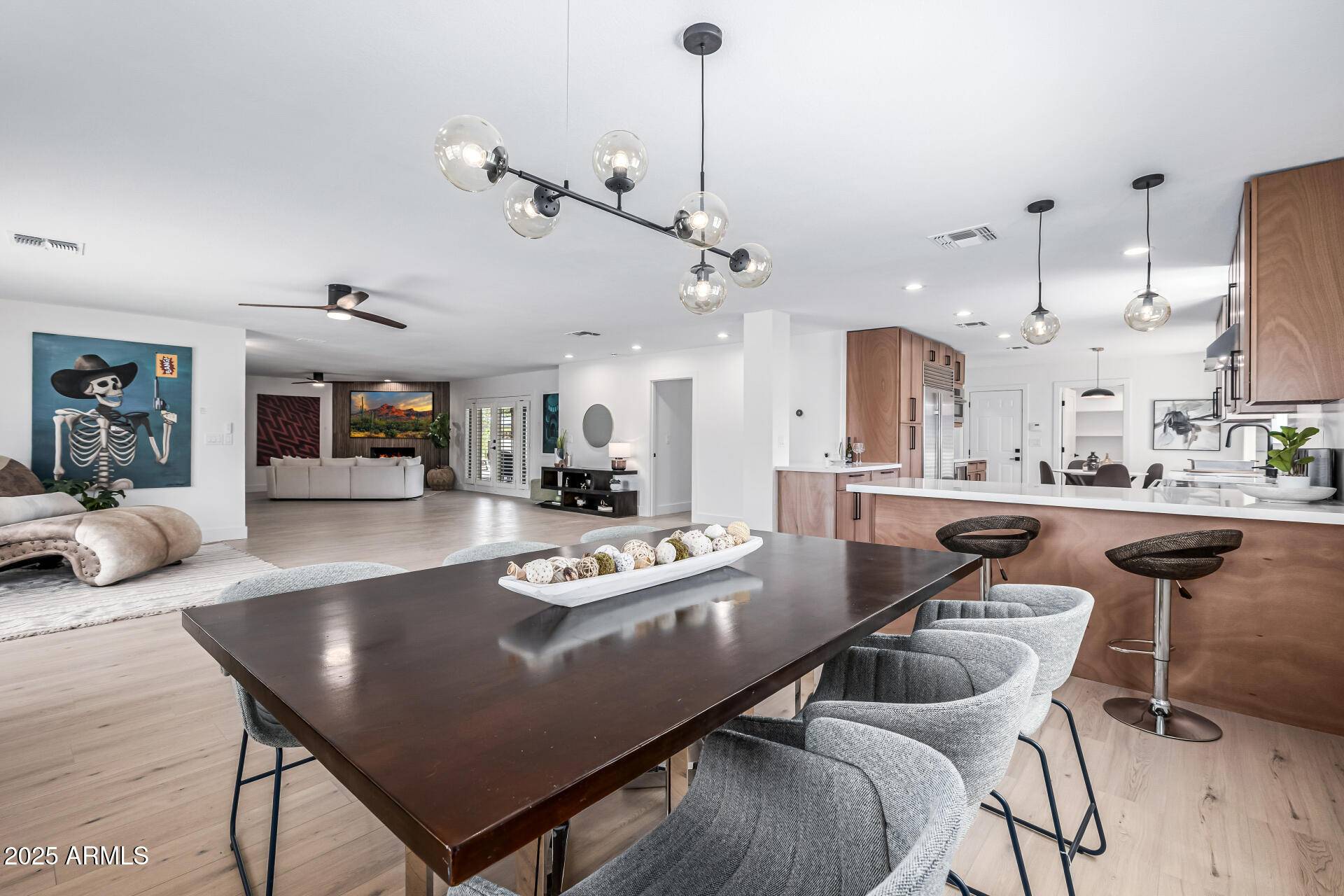 Phoenix, AZ 85022,28 E WINGED FOOT Road