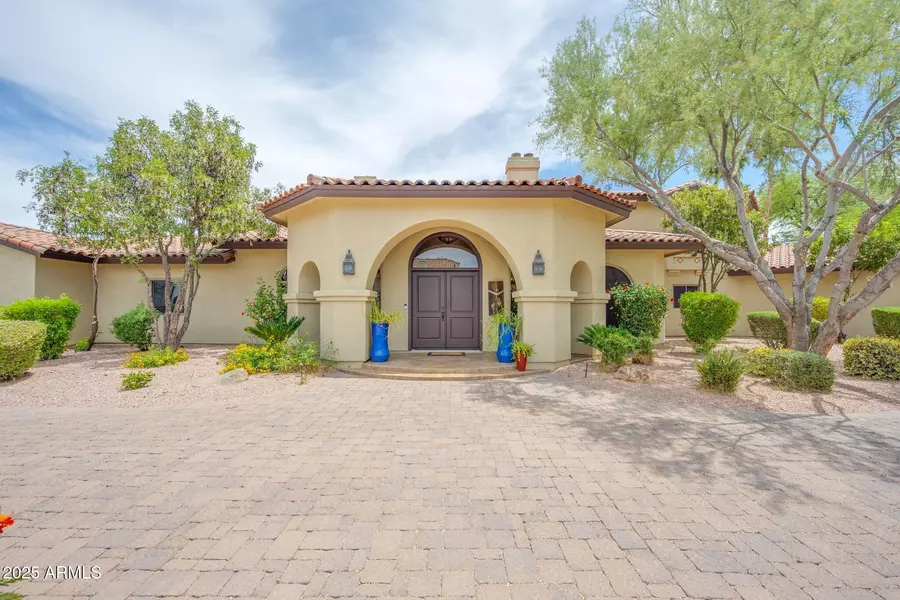 700 N DOBSON Road #34, Chandler, AZ 85224
