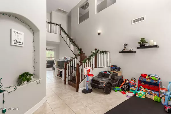 Peoria, AZ 85383,7385 W HONEYSUCKLE Drive