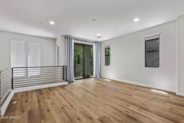 Phoenix, AZ 85016,4236 N 27TH Street #37