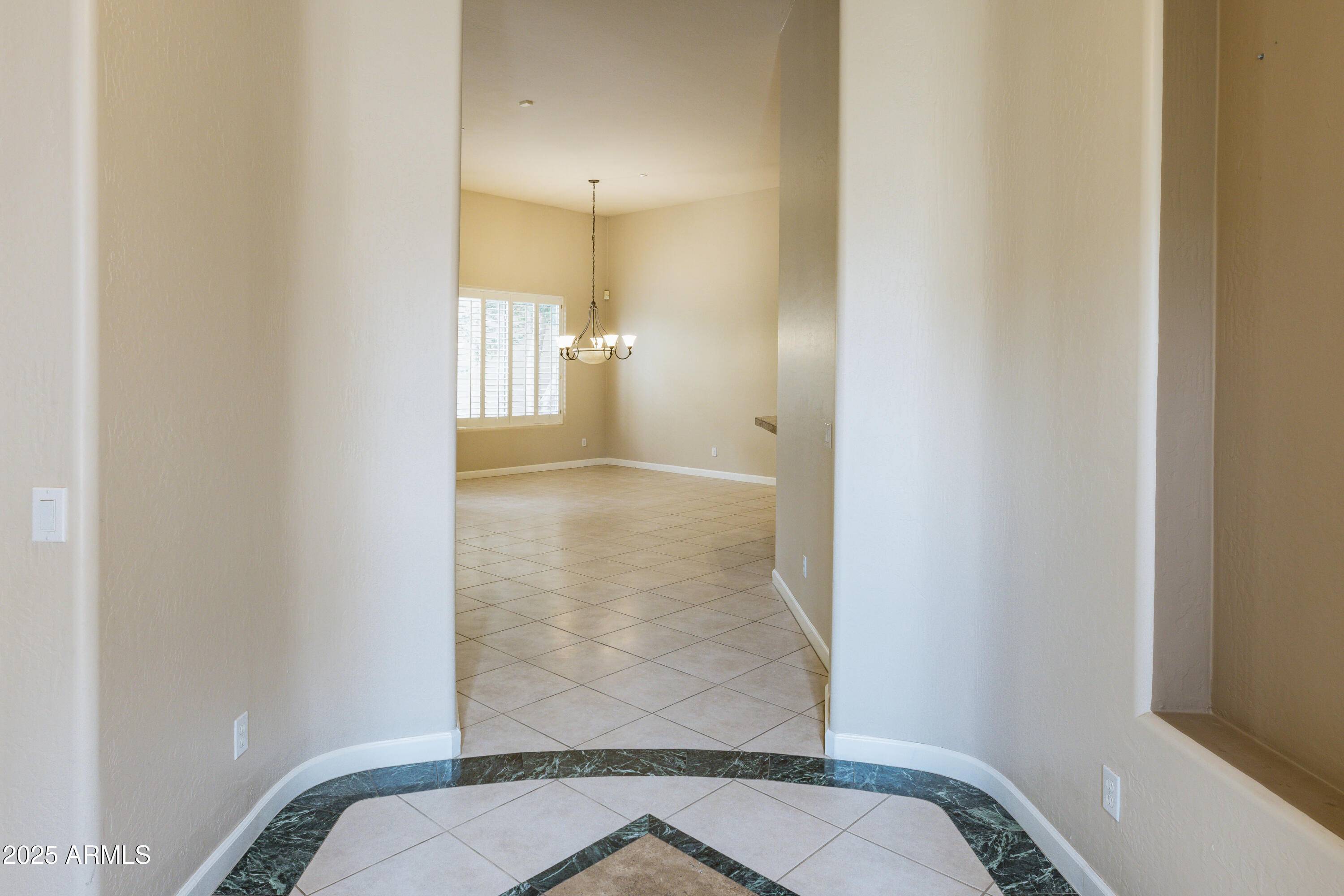 Scottsdale, AZ 85258,7369 E DEL ACERO Drive