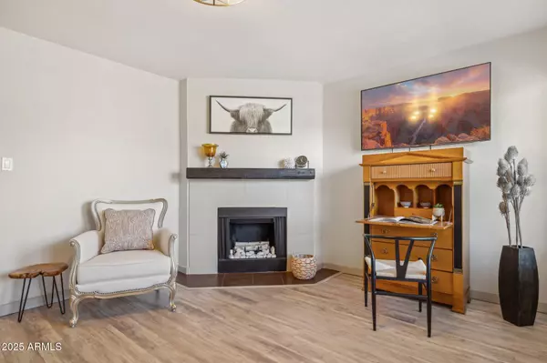 Scottsdale, AZ 85258,8787 E MOUNTAIN VIEW Road #2100