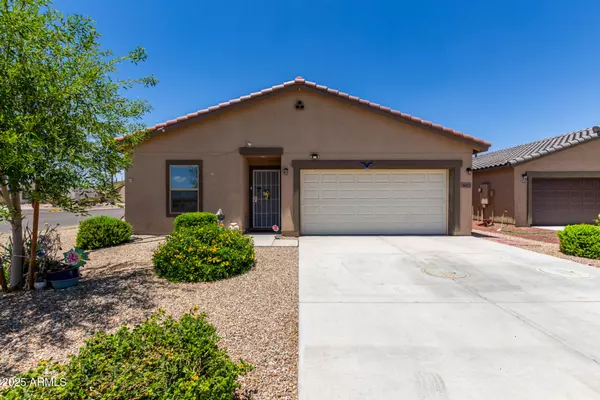 8012 S MAGIC Drive, Casa Grande, AZ 85193