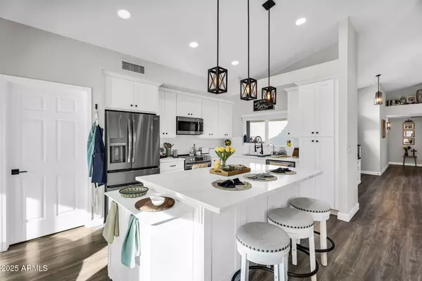 Mesa, AZ 85215,6145 E SNOWDON Street