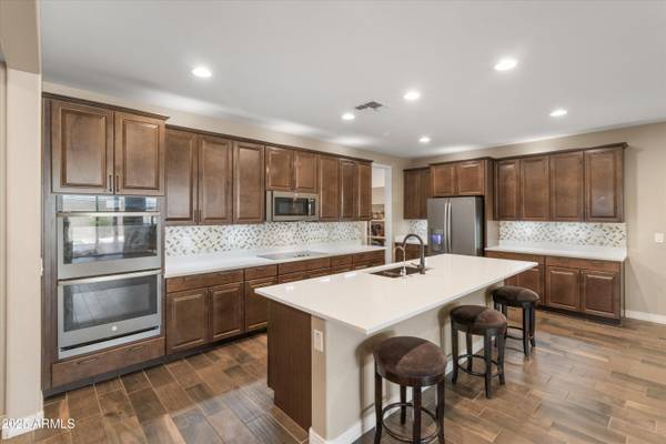 Glendale, AZ 85307,12516 W MCLELLAN Court