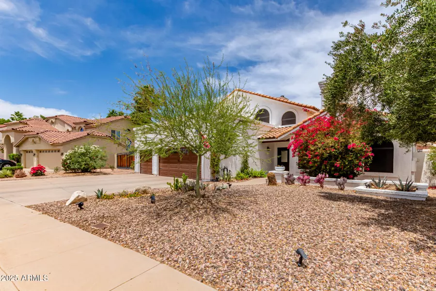 3514 E DESERT WILLOW Road, Phoenix, AZ 85044