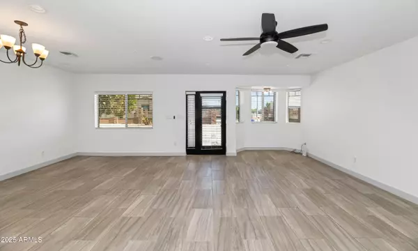 Litchfield Park, AZ 85340,19401 W FLOWER Street