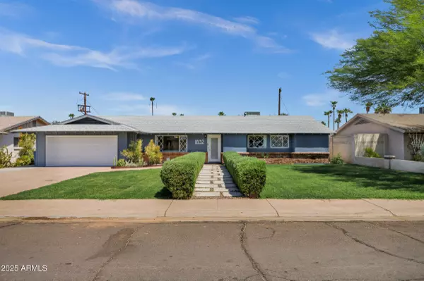1832 E CONCORDA Drive, Tempe, AZ 85282