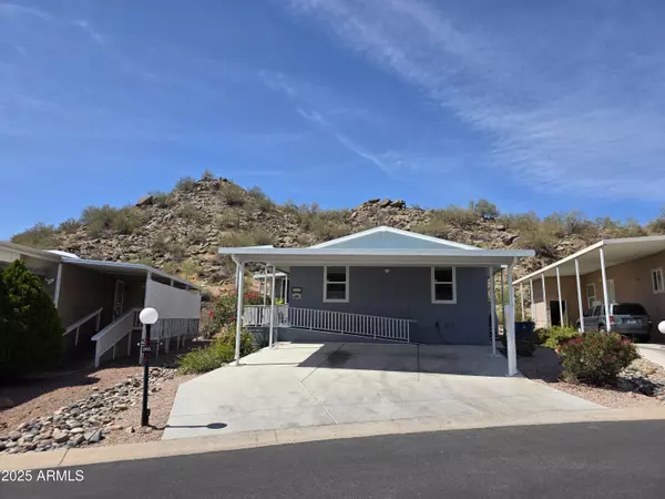 Phoenix, AZ 85024,2233 E BEHREND Drive #203
