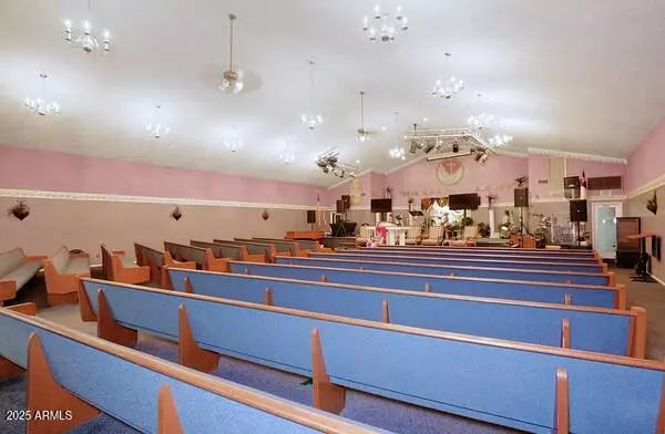 7848 S 27th Avenue, Laveen, AZ 85339