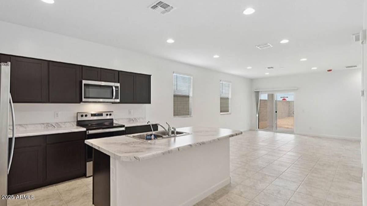 Coolidge, AZ 85128,1337 W HESS Avenue