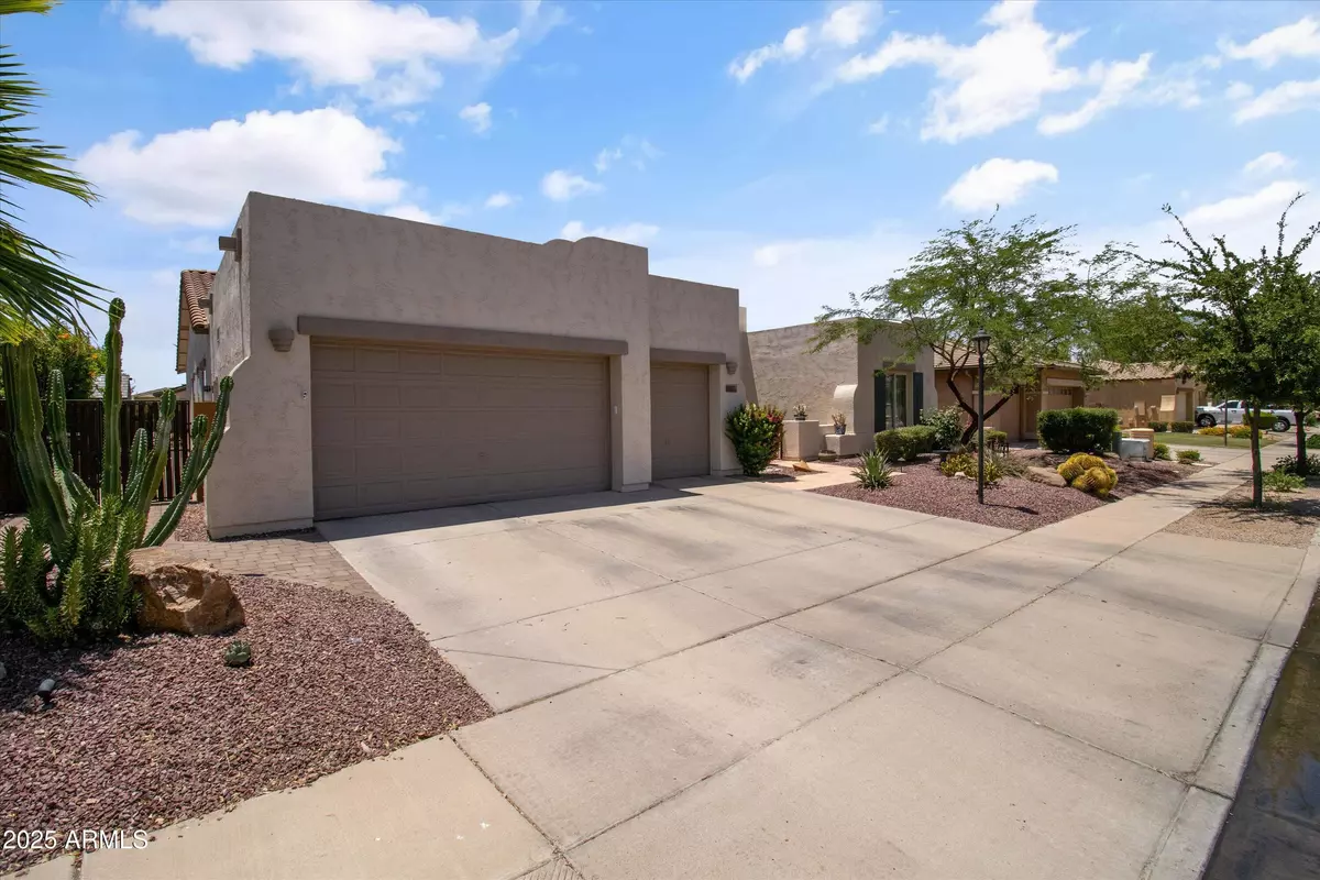 Chandler, AZ 85249,2105 E SAN CARLOS Place