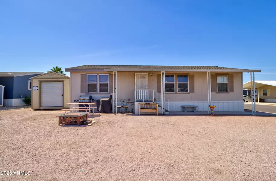 2200 N DELAWARE Drive #30, Apache Junction, AZ 85120