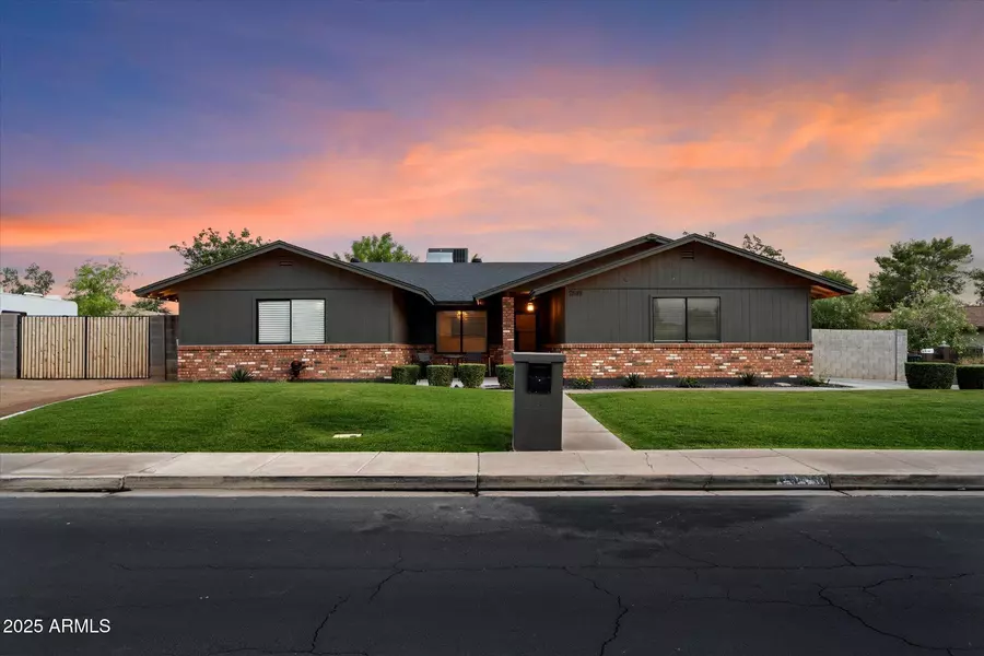 2619 E JEROME Avenue, Mesa, AZ 85204
