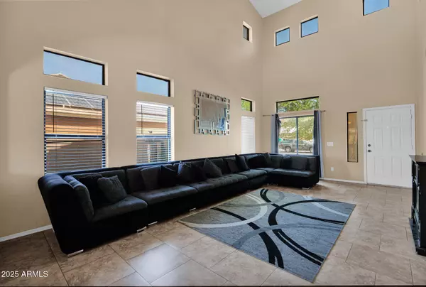 Phoenix, AZ 85041,2519 W BURGESS Lane