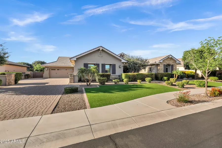 2094 E ARIS Drive, Gilbert, AZ 85298