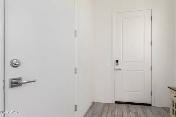 Chandler, AZ 85286,286 E RALEIGH Drive