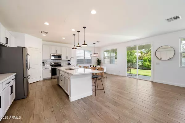 San Tan Valley, AZ 85140,512 E BAMBOO Lane