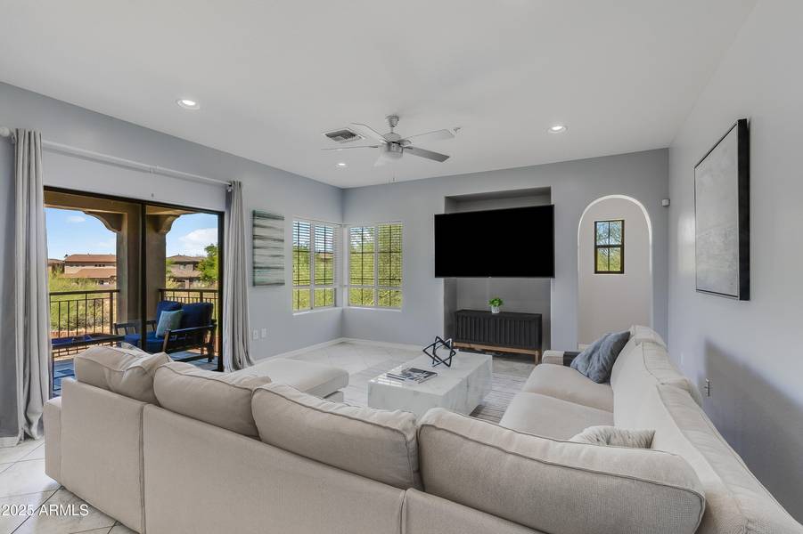 3935 E ROUGH RIDER Road #1039, Phoenix, AZ 85050