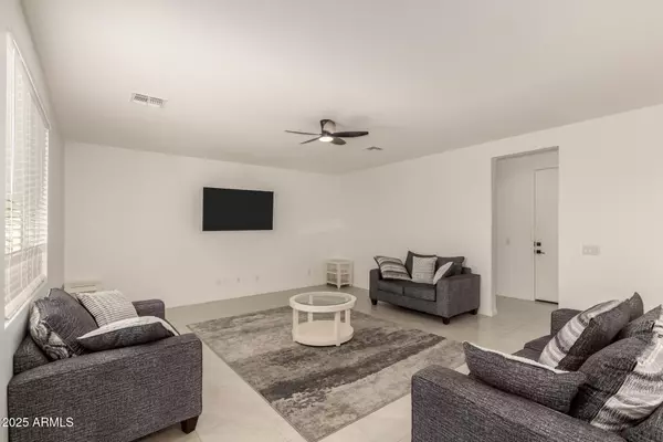 Goodyear, AZ 85338,17995 W HILTON Avenue
