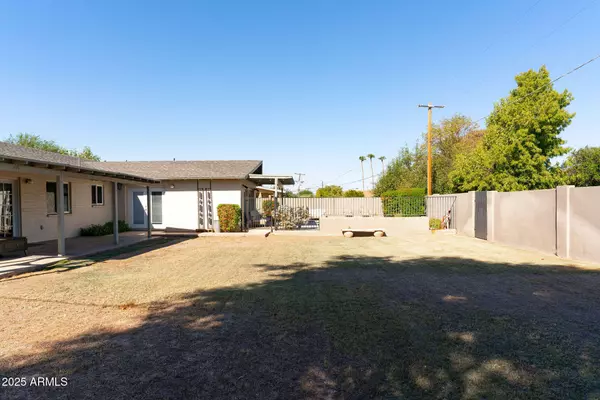 Tempe, AZ 85282,332 E Geneva Drive