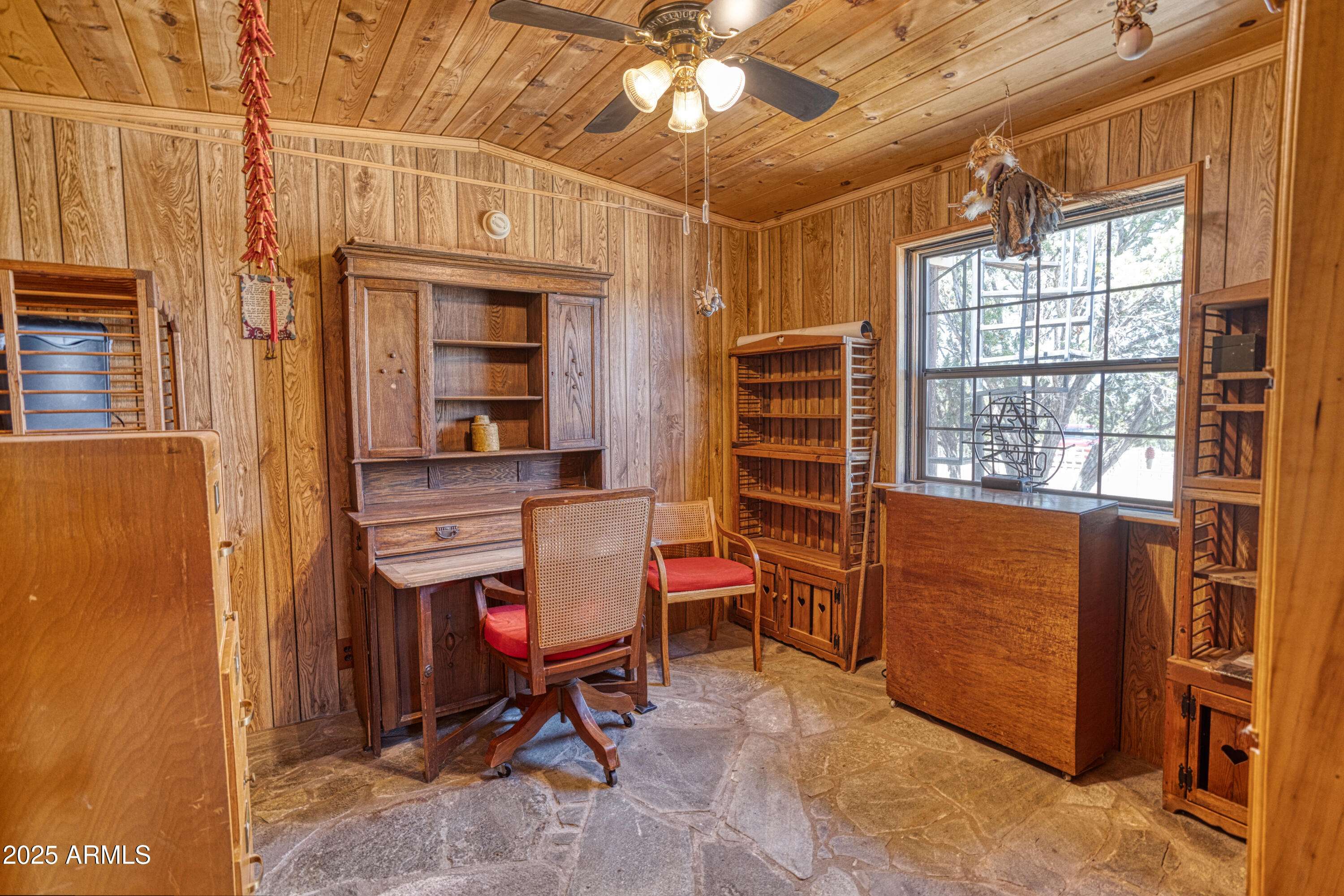 Show Low, AZ 85901,8455 Ridge Drive