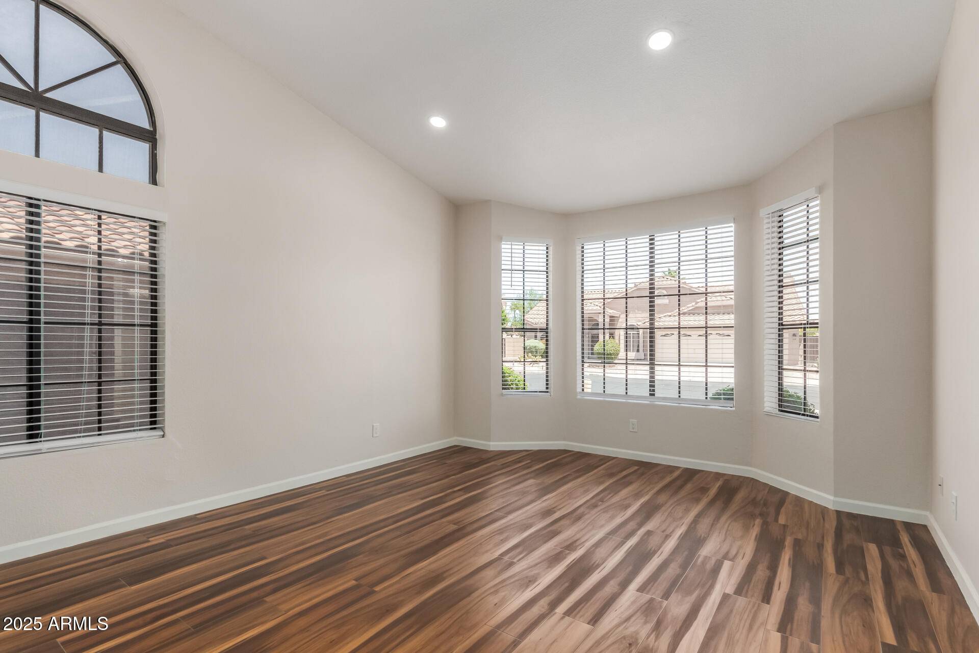 Gilbert, AZ 85233,869 W EMERALD ISLAND Drive