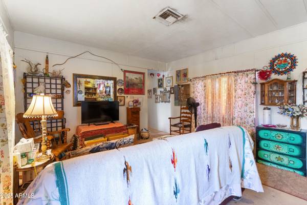 Tempe, AZ 85283,400 W BASELINE Road #252