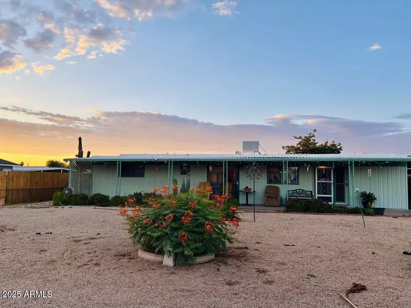 6634 W Mary Jane Ln Lane, Glendale, AZ 85306