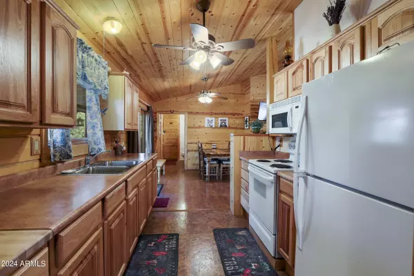 Payson, AZ 85541,861 S Palomino Way