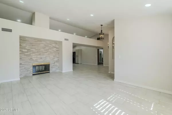 Scottsdale, AZ 85260,12730 N 90TH Way