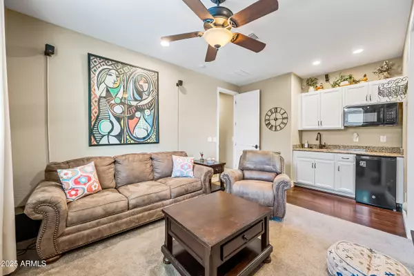 Queen Creek, AZ 85140,683 W HONEY LOCUST Avenue