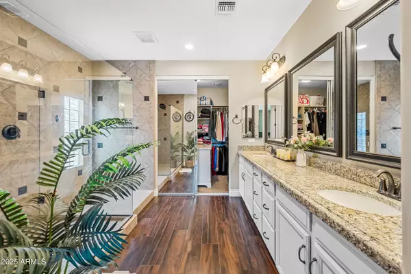 Queen Creek, AZ 85140,683 W HONEY LOCUST Avenue