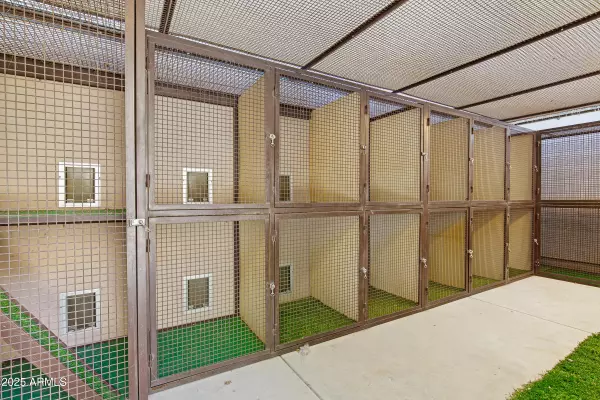 Paradise Valley, AZ 85253,6909 E LINCOLN Drive