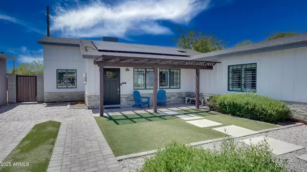 Gilbert, AZ 85234,218 N PALM Street