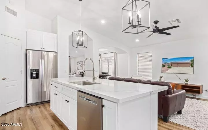 Scottsdale, AZ 85254,17827 N 51ST Way