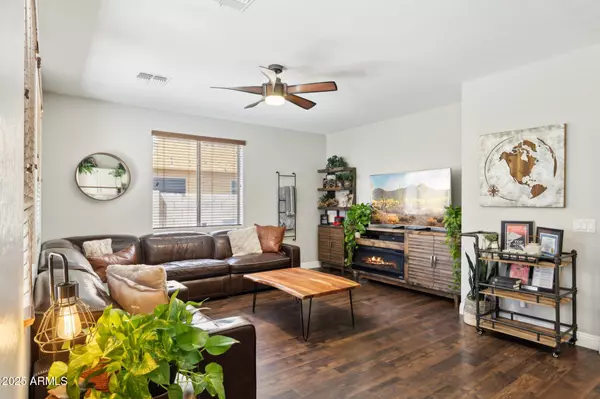 Gilbert, AZ 85295,2096 S MOCCASIN Trail