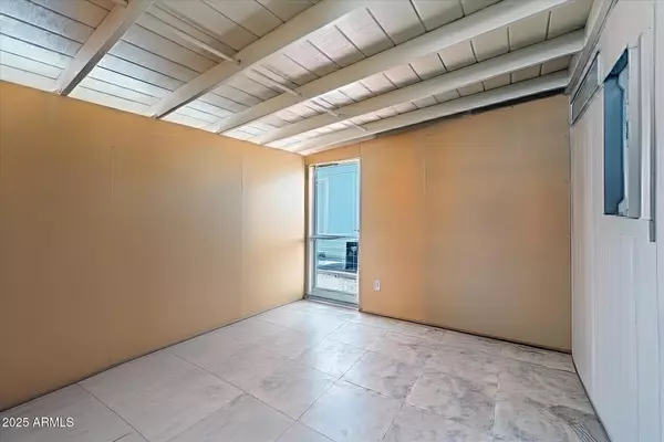 Mesa, AZ 85215,5735 E McDowell Road #388