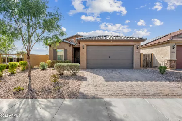 1817 W Spur Drive, Phoenix, AZ 85085