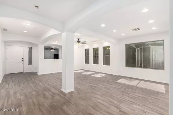 Gilbert, AZ 85297,3444 E FLAMINGO Court