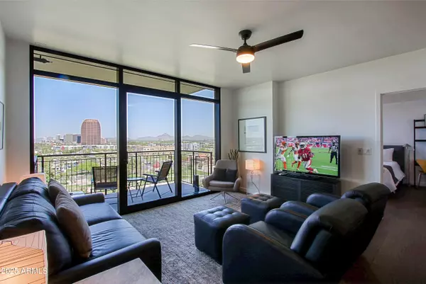 Phoenix, AZ 85003,200 W PORTLAND Street #1024