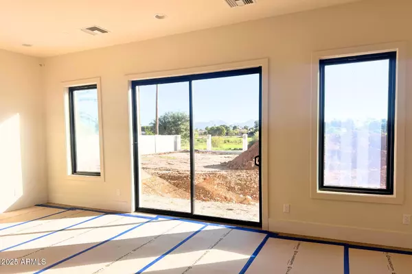 Paradise Valley, AZ 85253,9801 N 53RD Place