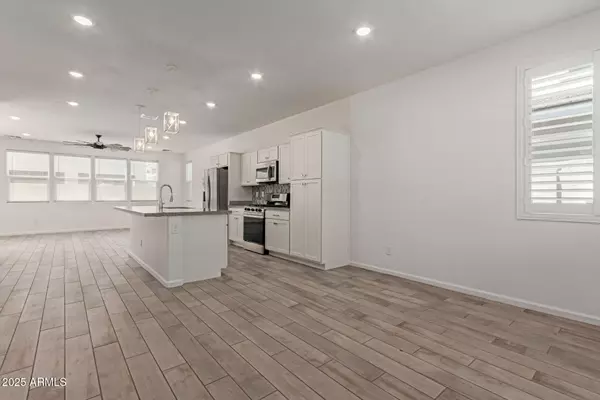 Apache Junction, AZ 85120,1857 W 22ND Avenue