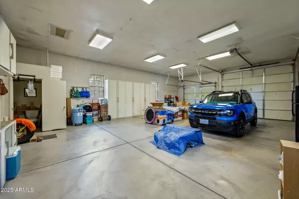 Show Low, AZ 85901,2041 W HACIENDA Way