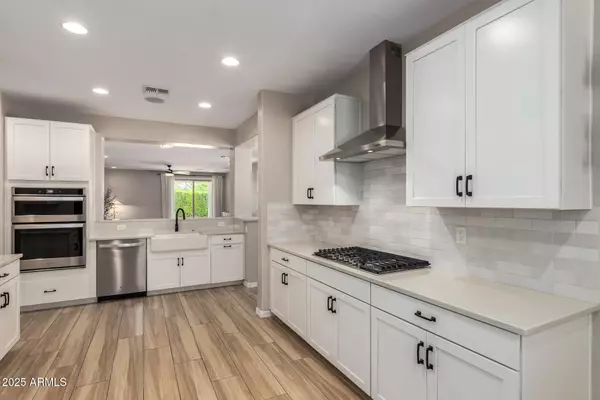 Phoenix, AZ 85042,6550 S 24TH Place